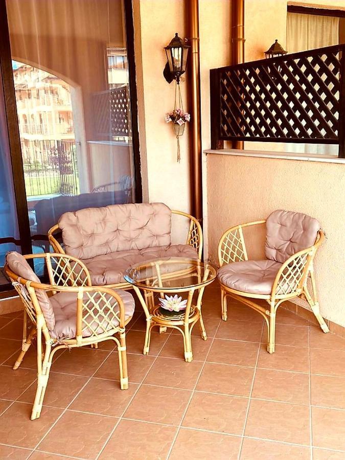 Happy Studio Sea View Topola Luaran gambar